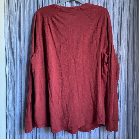 Men’s Express Long Sleeve Quarter Button Up - Picture 5 of 5